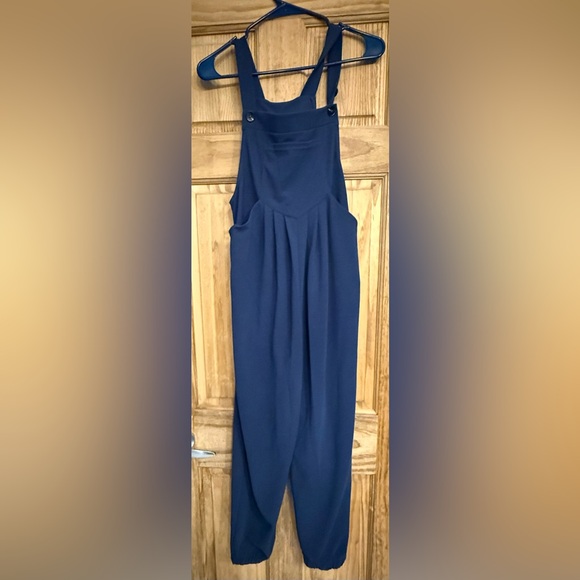 NWT Navy Blue HALARA Women's Jumpsuit - Picture 1 of 3